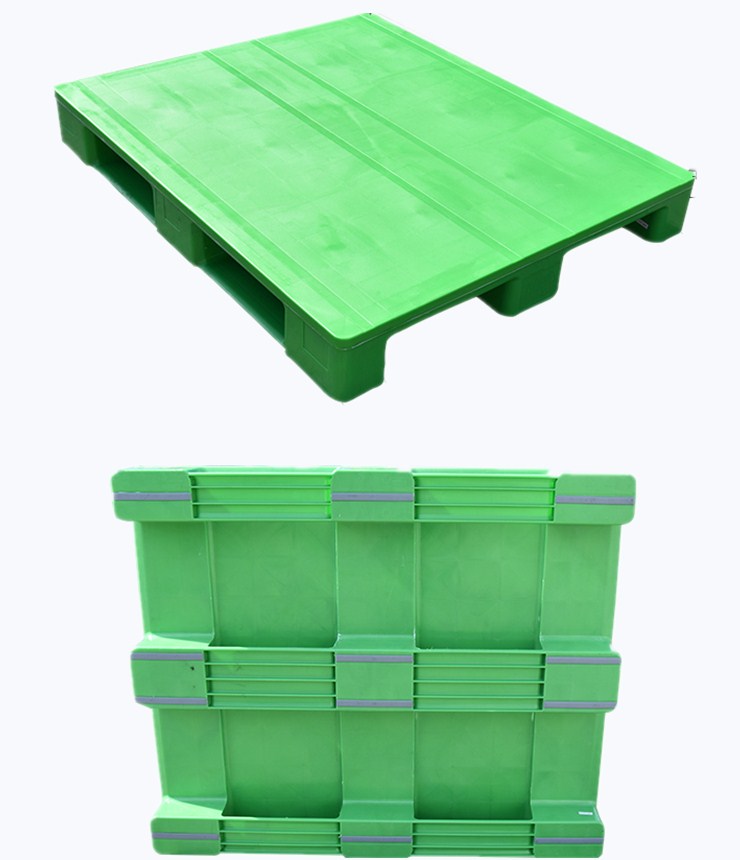 plastic pallet (1).jpg